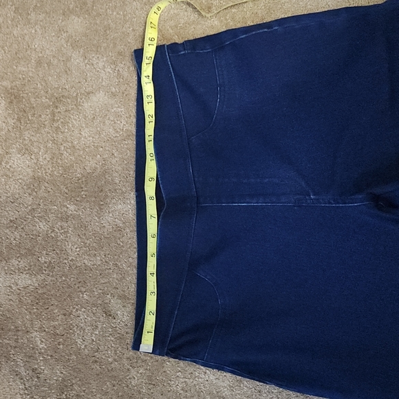 COPY - Dark Blue jegging Capris - Picture 2 of 4